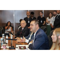 Governador Ratinho Jr. anuncia pacote de obras de infraestrutura de R$ 3,4 bilhões no “À Frente Paraná”